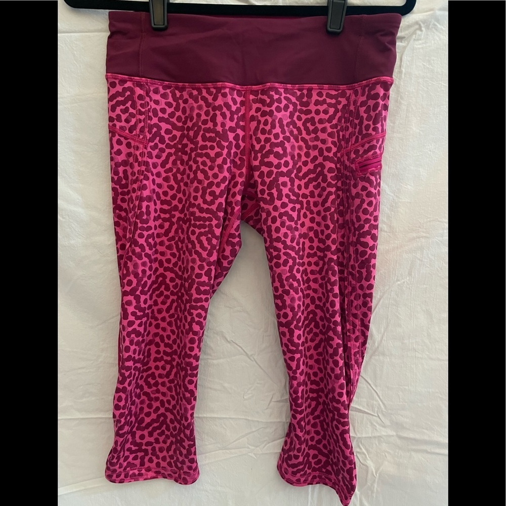 Lululemon Cropped Running Legging Size 8